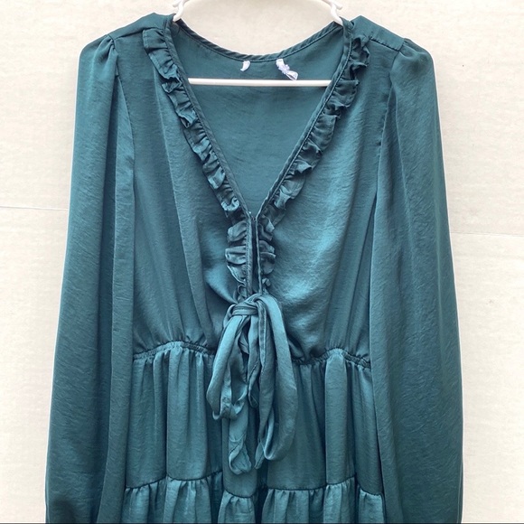 Princess Polly Teal size 10 Randi Satin Tie Front Tiered Fit & Flare Mini Dress - Picture 5 of 9